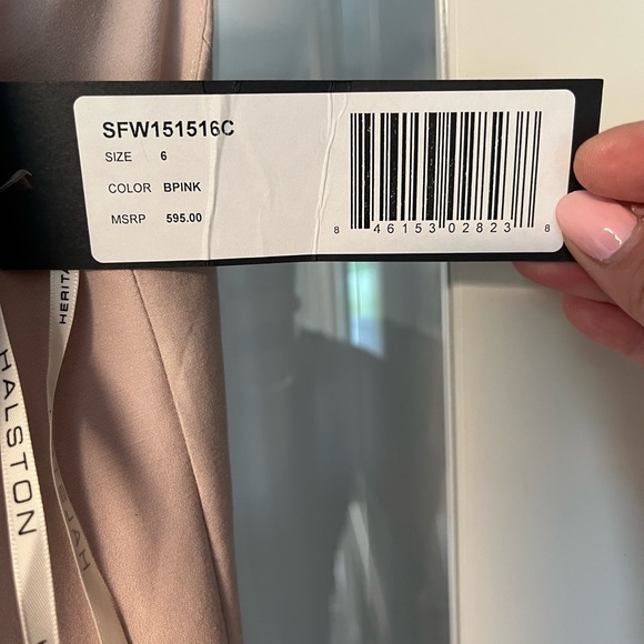 HALSTON Heritage new with tags size 6 dress ❤️ - Picture 8 of 12